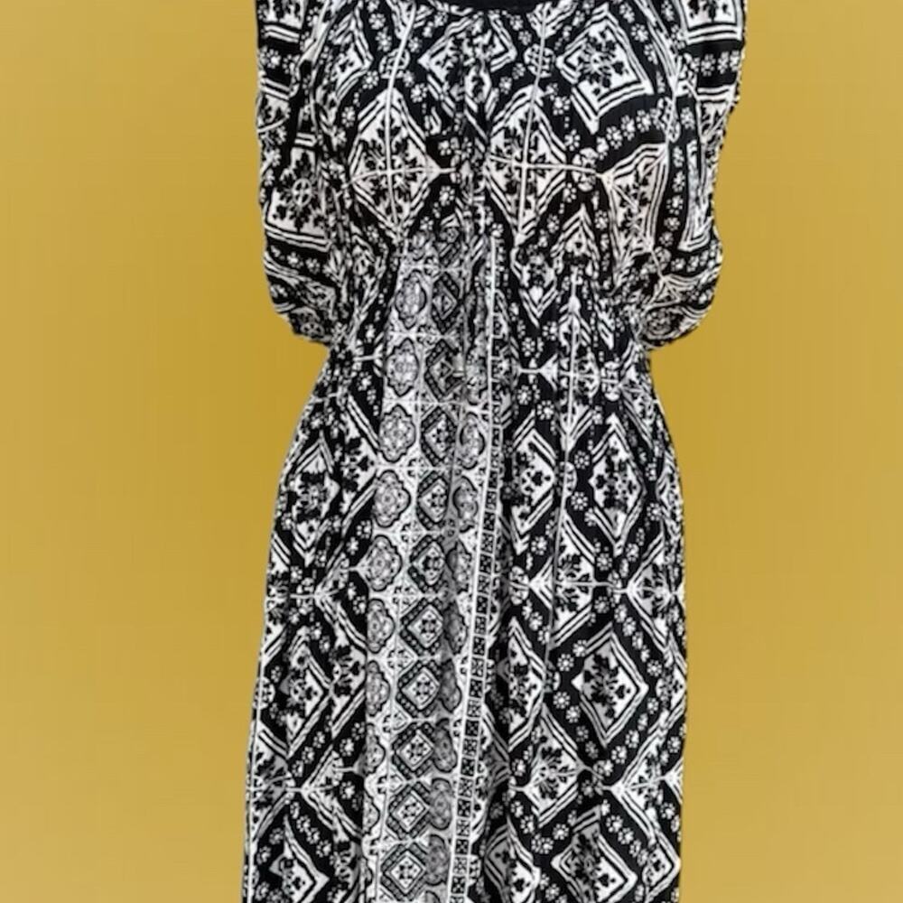 K Jordan Boho peasant style, Black & white, women's size XL